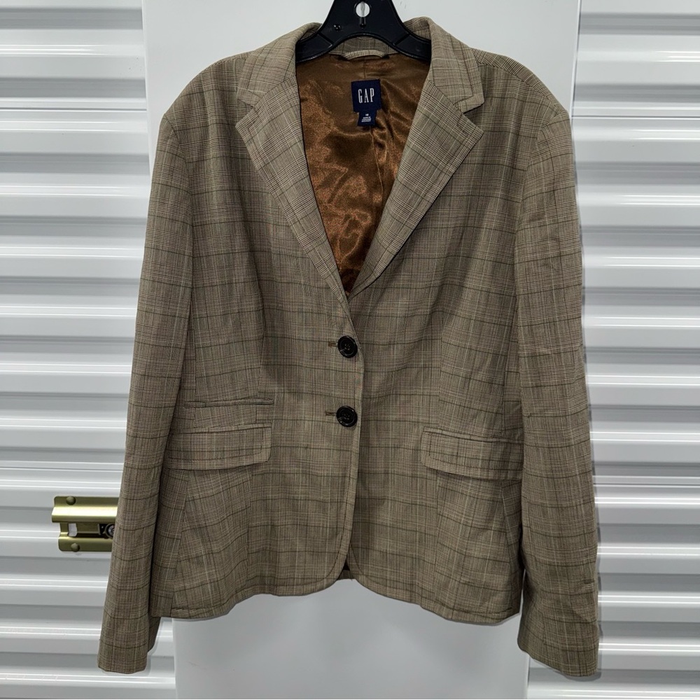 GAP Plaid Blazer in Brown and Tan